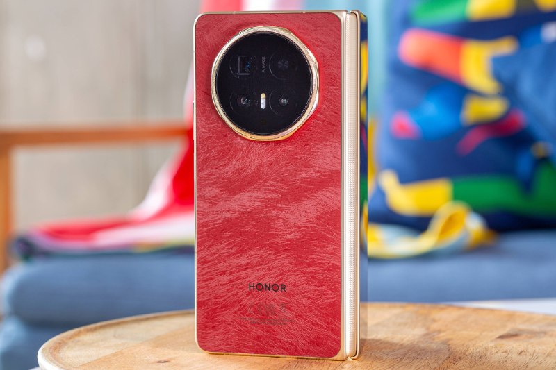 Honor Magic V6 chính thức ra mắt tại Vương Quốc Anh