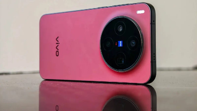 Vivo X300e 사양 공개: 50MP Zeiss Triplet, 대용량 7,100mAh 배터리, 매끄러운 7.99mm 프로필 특징
