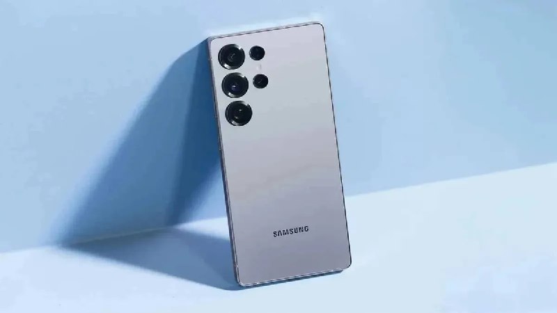 Samsung Galaxy S27 Pro và Ultra Hồi Sinh Với Camera Selfie 16MP Mới Mẻ