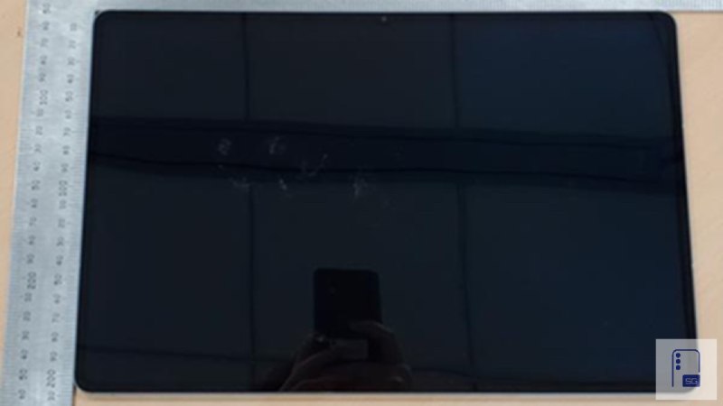 Galaxy Tab S12 Ultra live image confirms hole-punch selfie upgrade isn’t happening