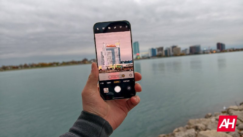 OnePlus เผชิญฟันเฟืองในยุโรปเมื่อแบรนด์เริ่มช่วงเปลี่ยนผ่าน