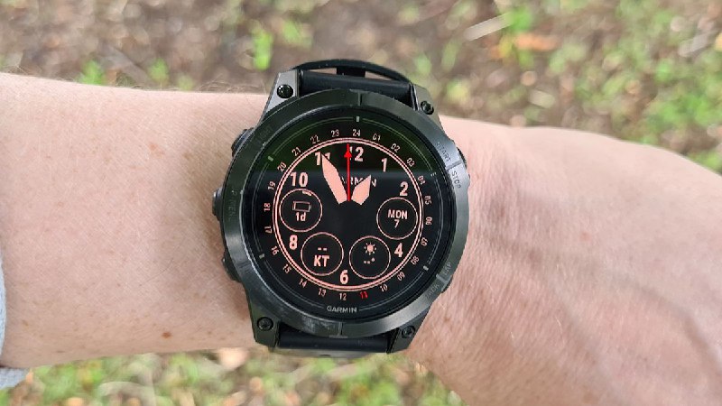 “Garmin Epix Pro(第二代):一款重新定义卓越的高性能耐力手表”