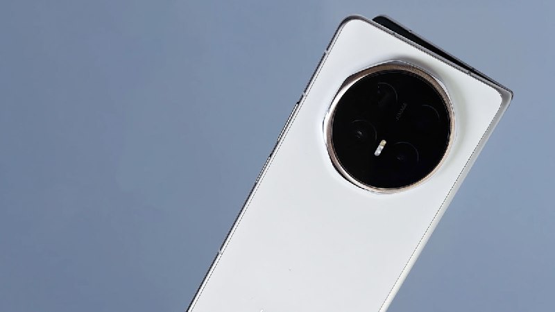 Honor Unveils Exciting Mega Deal for Magic V6 Foldable in Singapore