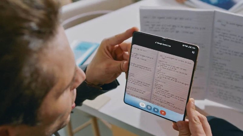 Honor Sets Its Sights on Dominating the Foldable Phone Market, Challenging Huawei's Reign