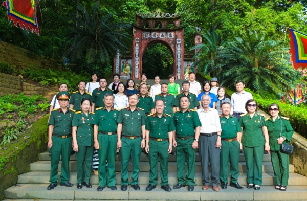 Petrovietnam tri ân cội nguồn dân tộc tại lễ tưởng niệm các Vua Hùng
