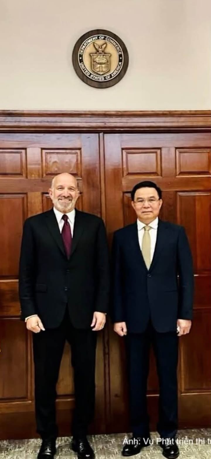 Bộ trưởng Công Thương Lê Mạnh Hùng làm việc với Exxon Mobil và GE Vernova tại Hoa Kỳ, thúc đẩy hợp t
