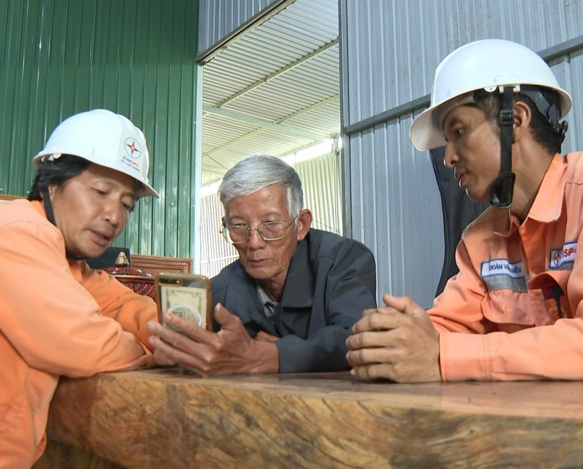 Điện lưới quốc gia kéo đến Đắk Wil: Thắp sáng tương lai vùng biên giới Lâm Đồng