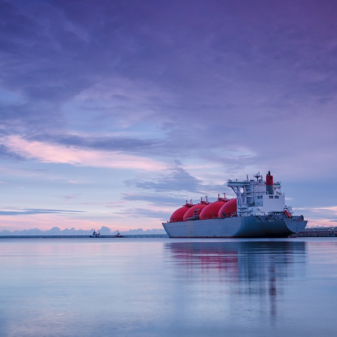 Trung Quốc Đa Dạng Hóa Nguồn Cung LNG Dài Hạn Tránh Phụ Thuộc Eo Hormuz